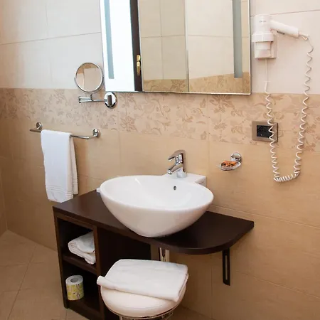 Hotel Gullo Acconia