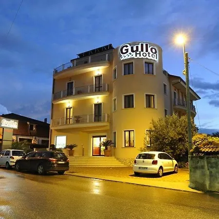 Gullo فندق