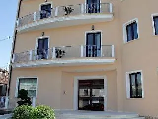 Gullo Hotel 4*